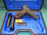 FNS-9mm with night sights 3-17rd mags new in box - 2 of 4