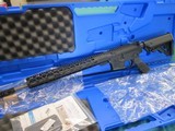 Rock River LAR15 X-1 rifle Black with operator CAR stock 18"
5.56
New in box 20 rd mag - 3 of 9