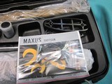 Browning Maxus "Black Gold" 12ga. 28" New in box Blue with Gold Ducks - 11 of 12