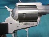 Freedom Arms Model 83 Premier .475 Linebaugh 6" OCTAGON New in box - 3 of 5
