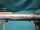 Freedom Arms Model 83 Premier .454 Casull 4 3/4" Round butt Like new - 4 of 5