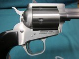 Freedom Arms Model 83 Premier .475 Linebaugh 6" New in box - 3 of 5