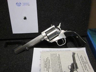 Freedom Arms Model 97 Premier .45LC OCTAGON5 1/2
