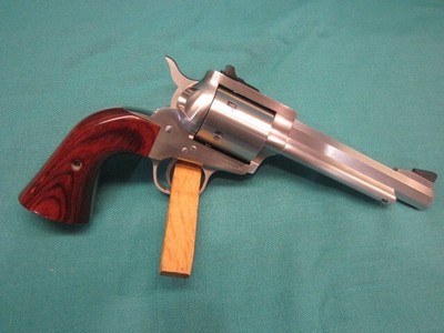 Freedom Arms Model 97 Premier .22LR OCTAGON5 1/2