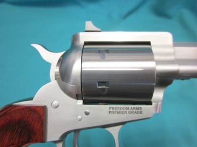 Freedom Arms Model 97 Premier .22LR OCTAGON5 1/2