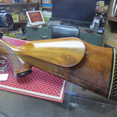 Weatherby Mark V Rifle 7mm MAG. - Image 2 of 15