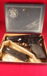 Smith & Wesson Model 59 9mm Double Stack Magazines - 1 of 10