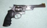 Smith & Wesson Model 624 with 6-1/2 inch barrel - 4 of 4