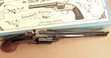 Smith & Wesson replica Schofield 44 40 by Navy Arms - 3 of 7