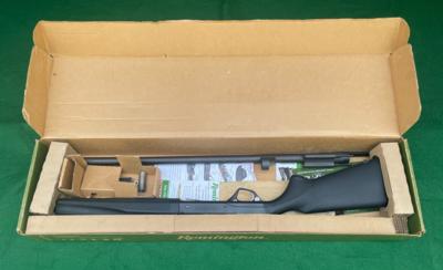 Remington Versa Max Sportsman 12 Gauge - Image 1 of 9