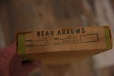 6 vintage Bear wooden arrows NIB - 3 of 4