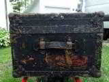 Winchester factory shipping trunk - 10 of 12