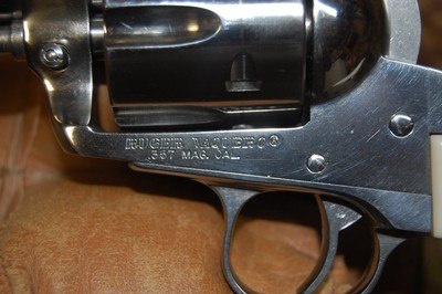 Ruger Vaquero High Gloss Stainless Steel .357 magnum - Image 2 of 9