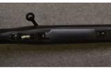 Weatherby Mark V 7mm WBY Magnum - 3 of 8
