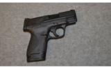 Smith & Wesson M&P40 Shield .40 S&W - 1 of 2