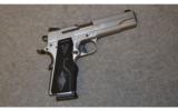 Sig Sauer 1911 CTC .45 Auto - 1 of 2