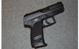 H&K USP Compact .40 S&W - 1 of 2
