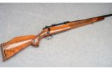 Weatherby Mark V, .300 Wby. Mag. - 1 of 9