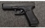 Glock~17 Gen 5~9 mm - 1 of 1