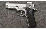 Smith & Wesson~4006~40 S&W - 2 of 2