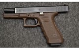 Glock~22~40 S&W - 3 of 4