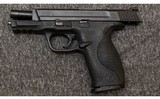 Smith & Wesson~M&P40~40 S&W - 3 of 4