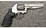 Smith & Wesson~986~9 mm - 2 of 3