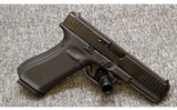 Glock~17~9 mm - 2 of 4