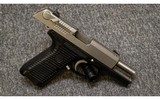 Sturm Ruger~P95DC~9 mm - 5 of 5