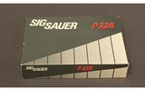 SIG Sauer~P226~9 mm - 3 of 4
