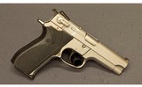 Smith & Wesson~5906~9 mm - 2 of 2