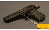 Magnum Research~Desert Eagle~44 Magnum