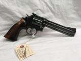 SMITH WESSON
586
- 2 of 7