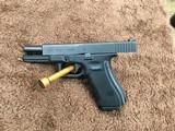 GLOCK22GENWITH NITE SITES AND2 MAGS AND BOX - 10 of 11