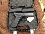 GLOCK 22GEN 3BOX ANDTHREE15 RD MAGS - 3 of 10