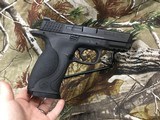 SMITH WESSONM&P 40WITH NITE SITES - 4 of 9