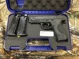 SMITH WESSONM&P 40WITH NITE SITES - 1 of 9