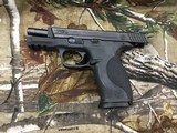 SMITH WESSONM&P 40WITH NITE SITES - 7 of 9