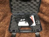 SIG P365
WITH
SIG LAZER
LNIB - 10 of 11