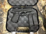 GLOCK23GEN4WITH NOTE SITESVERY CLOSE TOLIKE NEW