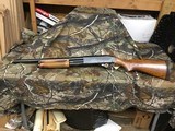 REMINGTON
870 WINGMASTER
70'S
POLICE
SHOTGUN
12 GAUGE - 2 of 18