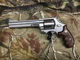 SMITH WESSON
657-3
LIKE NEW CONDITION
41 MAGNUM - 4 of 12