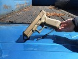 NIB GLOCK 19X....... 3 Mags...... Backstraps - 4 of 14