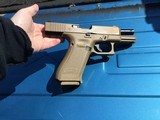 NIB GLOCK 19X....... 3 Mags...... Backstraps - 13 of 14