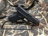 Glock 19 Gen 4…….Nite Sights…..3 Mags …….Police Trade in - 3 of 12