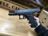 GLOCK 17 GEN 4……NIGHT SITES…..3 MAGS……..NICE  - 11 of 13