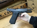 GLOCK 17 GEN 4……NIGHT SITES…..3 MAGS……..NICE  - 12 of 13