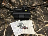 NEW EoTech 512.A65 Holographic Optic- Black  - 1 of 8