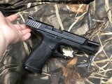 SMITH WESSON
M&P
40 CAL
(police trade ins) - 11 of 12