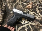 Springfield XDM-40 COMPACT STAINLESS .40S&W - 4 of 10